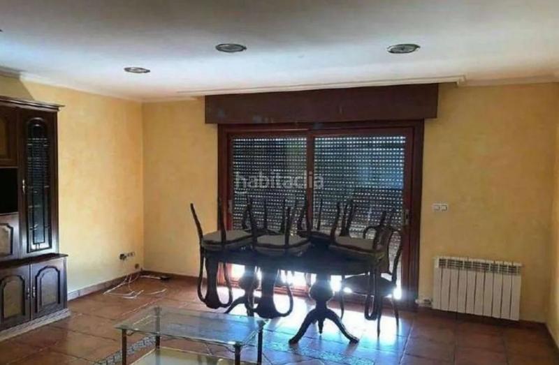 Foto f86830d0-aeaa-49f1-b0ed-dcccf0ce65e7. Chalet gran oportunidad, chalet independiente en Ponteareas