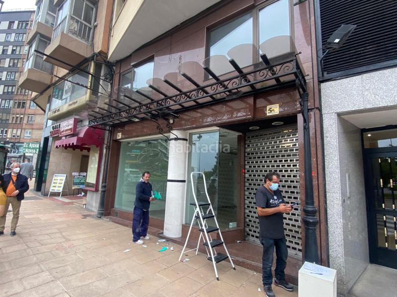 Foto c87523fd-84eb-4a53-969f-3de49867278f. Local commercial avec chauffage dans Cuatro Caminos Santander