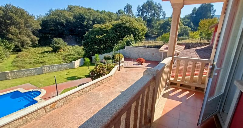 Foto 01e2303c-5311-45d2-b153-bb1fa00e1494. Chalet magnífico chalet en venta en vilafranca en Pontevedra