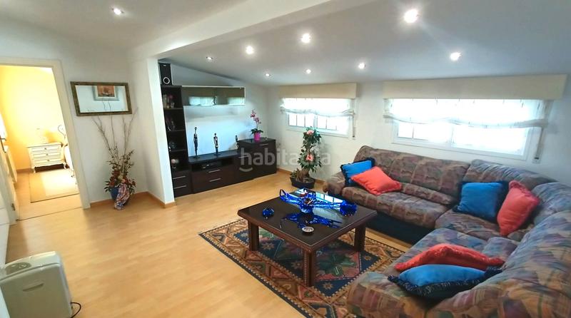 Foto d43882fe-8144-45e4-8a53-cd46c2bc85c0. Chalet magnífico chalet en venta en vilafranca en Pontevedra