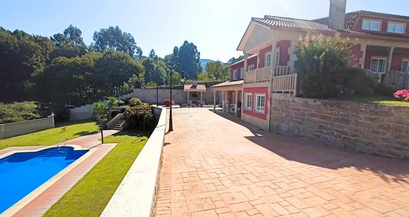 Foto eaeb4d30-efd3-45d9-b886-8dc68f3fabdf. Chalet magnífico chalet en venta en vilafranca en Pontevedra