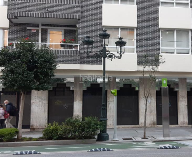 Foto b79707dc-9ea4-41a2-8722-2ea0370de293. Business premise in Camelias - Pi y Margall Vigo