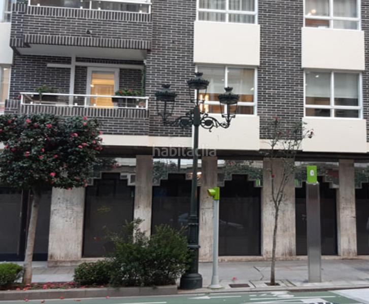 Foto cbd9b296-bd82-4c27-af8e-32e8e2b7a3df. Business premise in Camelias - Pi y Margall Vigo