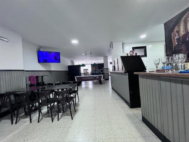 Foto b93bd0fd-22d2-4764-9b61-d5ae232ac4b2. Business premise in Berbés - Peritos Vigo