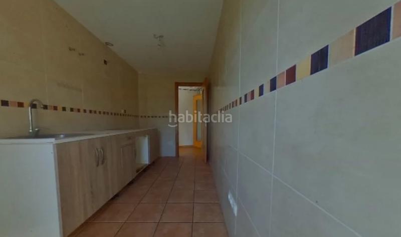 Foto d09af02f-7a1e-483e-b8e6-93a8d1eedd7a. Piso gran inversión en Boiro