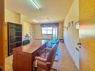Appartement  Praza igrexa. Piso en venta en forneos de montes a reformar