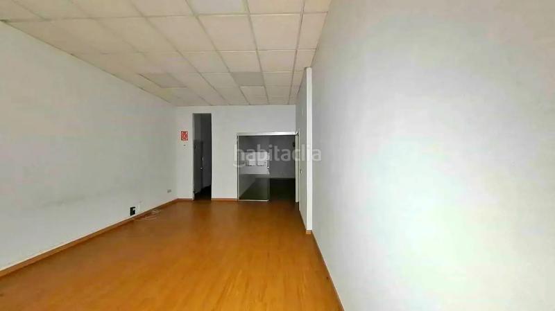 Foto 058e4b68-e2b8-46c1-9942-ecc732907da8. Locale commerciale in As Travesas - Balaidos Vigo