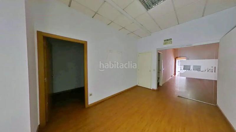 Foto 51e0e6e8-a886-4cf0-962a-ff839e2fa4fa. Locale commerciale in As Travesas - Balaidos Vigo