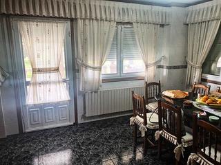 Chalet  N/a. Chalet en venta en caldas de reis