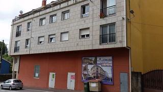 Local commercial  Rúa rosalía de castro. Interesante local en venta en carral, a coruña