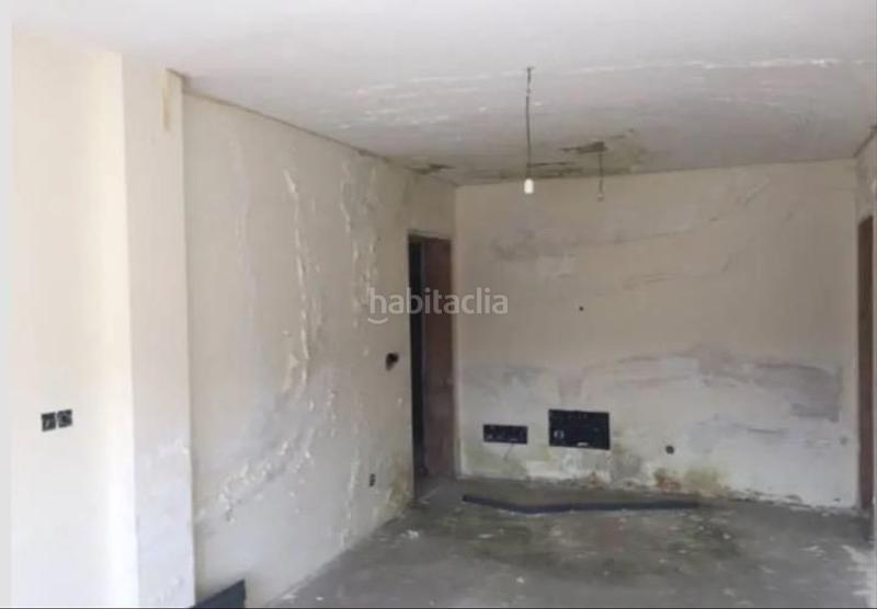 Foto e471d7a0-9e93-4d3c-a2e7-78d2e1fc6c7d. Edificio in Porriño (O)