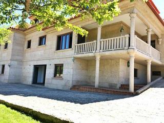 Chalet in Rua Coiron