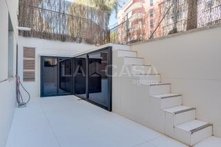 Etagenwohnung  Carrer de clara campoamor. Descubre tu nuevo hogar con la casa agency!