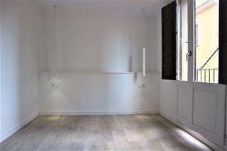 Appartement  Carrer de sant bartomeu. Estupenda oportunidad para invertir en el raval!