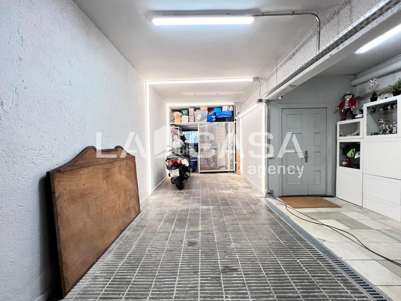 Foto fd8f20c4-1770-4086-87e1-7826629d94c0. Appartement avec chauffage dans Fondo Santa Coloma de Gramenet