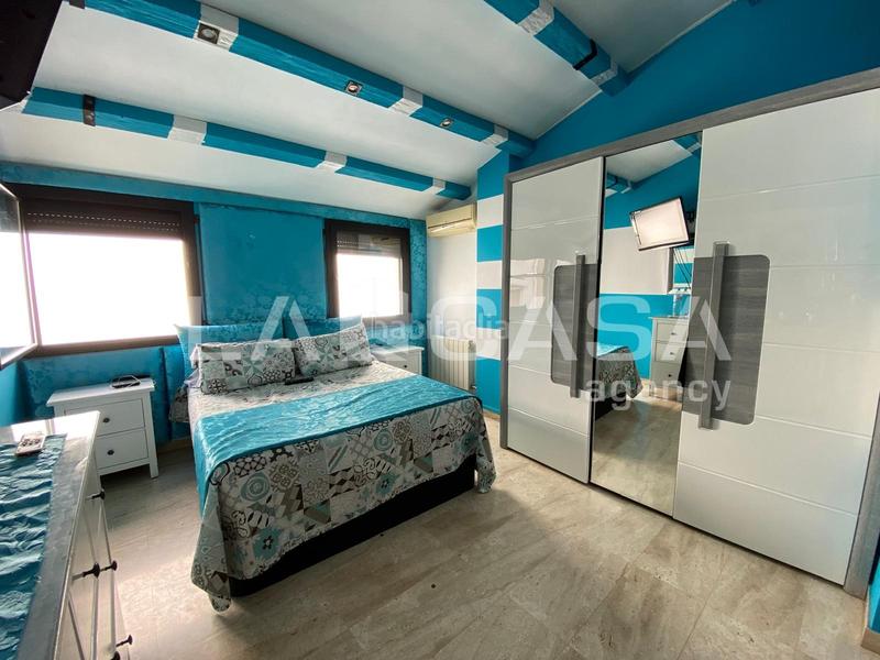 Foto ab26739e-bd42-487a-a762-e3bc94614a94. Piso en Fondo Santa Coloma de Gramenet