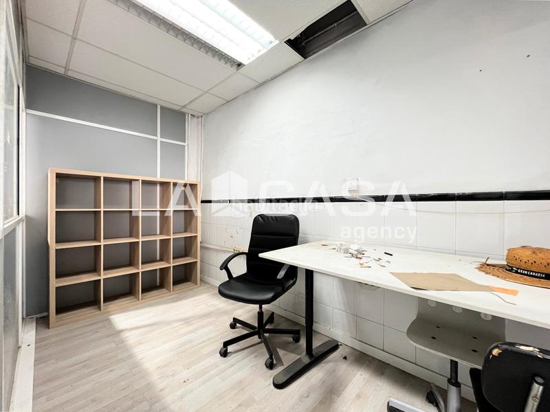 Foto 5b1da3d8-c13f-4709-a9a0-ba2b424ec39f. Geschäftsraum in Llefià Badalona