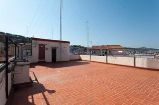 Appartement  Avinguda de la mare de déu de montserrat. Piso luminoso  en horta  guinardo