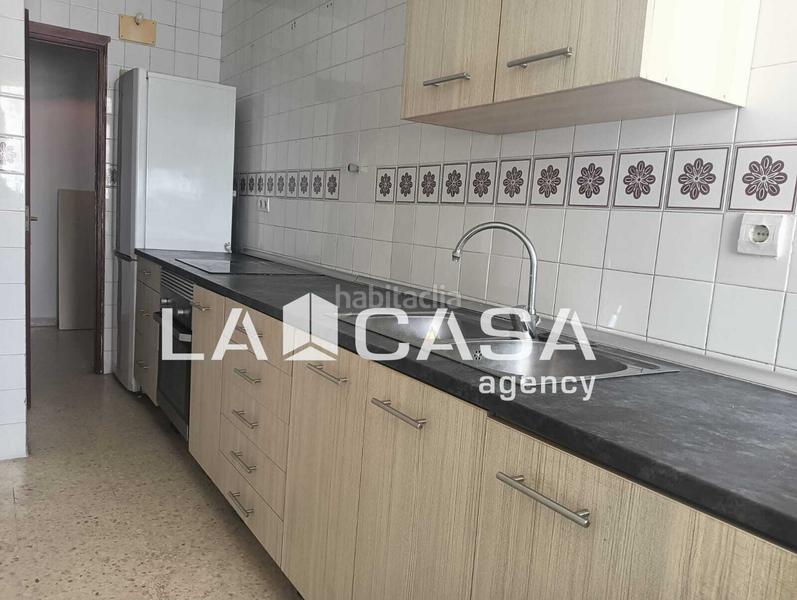 Foto cc5e43b0-7eb1-4e50-a5d9-62c97cde950e. Piso en Pescadores - Saladillo Algeciras