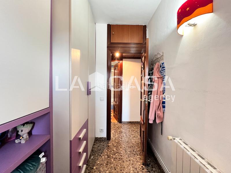 Foto fd89e2b5-d705-4056-b892-e0dd37a4ca44. Piso en Llefià Badalona