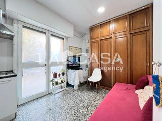 Locale commerciale in La Salut