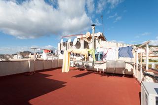 Pis a Sagrada Família. Luminoso piso en venta junto a sagrada familia y el hospital san