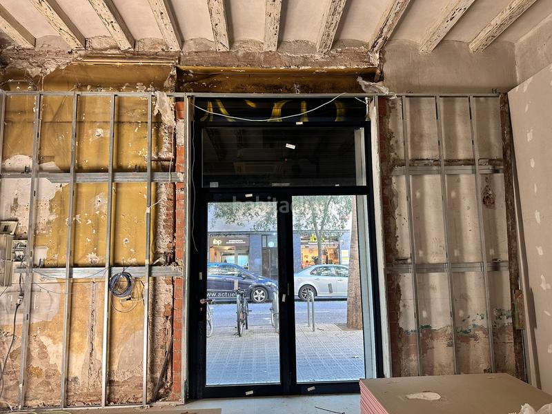 Foto 1191303b-00bf-4d87-b3d2-4ab91ed1554c. Local comercial en L´Antiga Esquerra de l´Eixample Barcelona