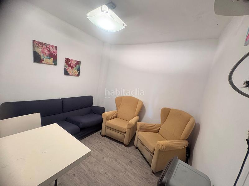 Foto 946f0525-2383-4038-9554-1a2af2e16e30. Local comercial a Sant Ildefons Cornellà de Llobregat