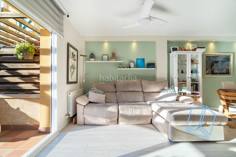 Foto 1848e44d-93f2-426f-a7f4-f2578bc28ae2. Casa adossada amb aparcament piscina a Les Salines-Pla de Sant Pere Cubelles