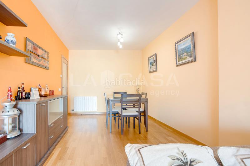 Foto c28732a7-8951-4f76-84c9-fc705753adfc. Appartement avec chauffage parking dans Fondo Santa Coloma de Gramenet