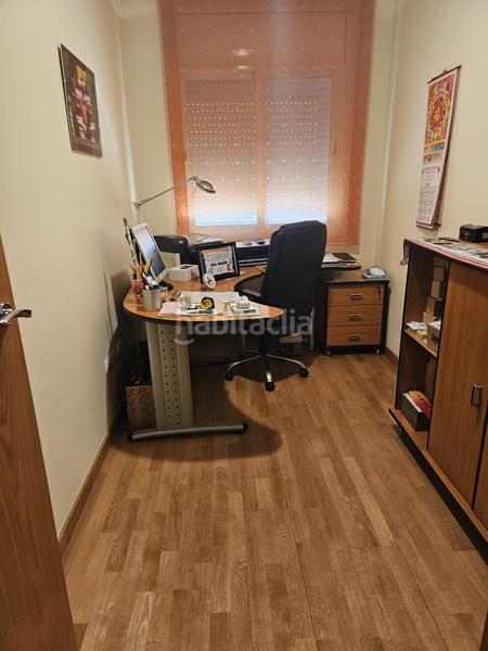 Foto f28988d1-81a6-4757-b814-4141dcbea87d. Flat with heating parking in Fondo Santa Coloma de Gramenet