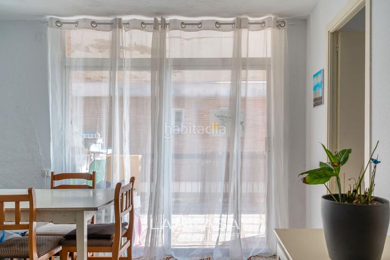 Foto 97d68790-bd2f-4e9c-b9f1-beec773289c6. Attique avec parking piscine dans Baixador Castelldefels