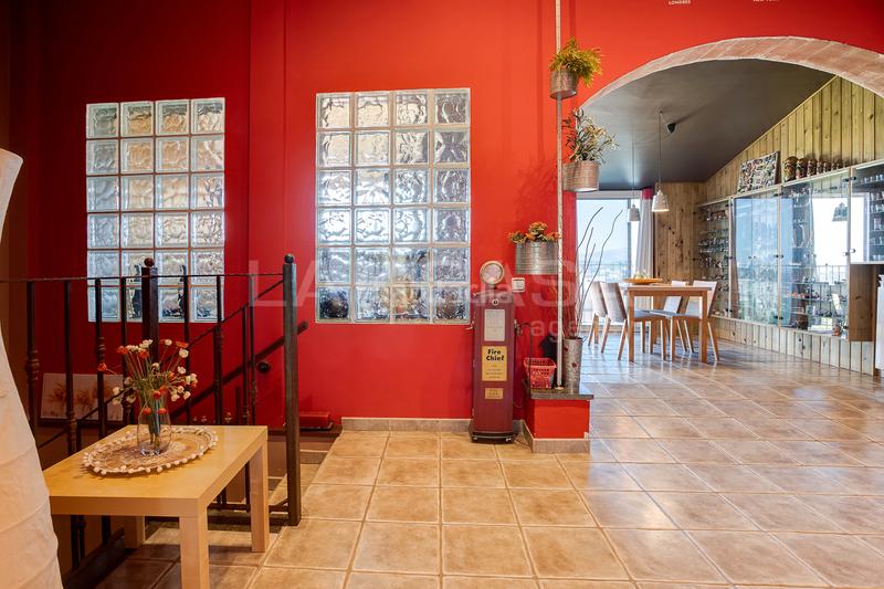 Foto 08fbd8d8-7990-4758-ad61-197c46c0fe71. Haus mit heizung parking in Font Verda Granollers