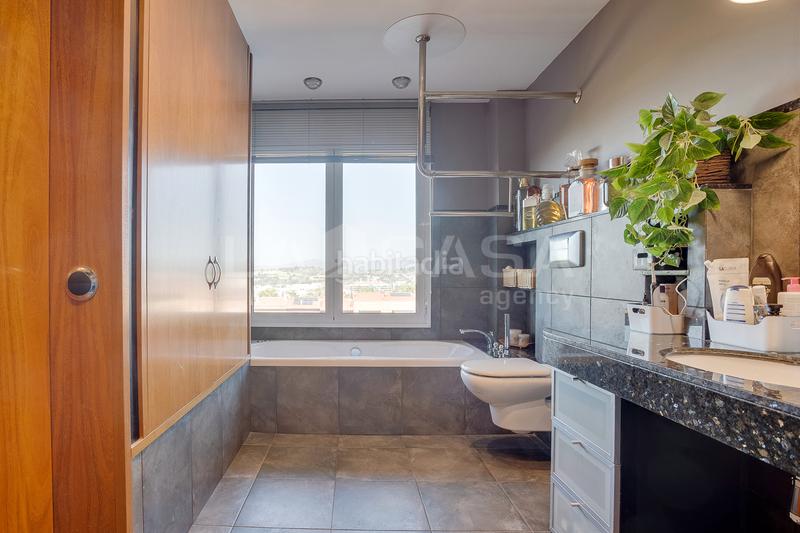 Foto 2dd4ea34-7aa3-4a6c-8465-eee4c07bd4cd. House with heating parking in Font Verda Granollers