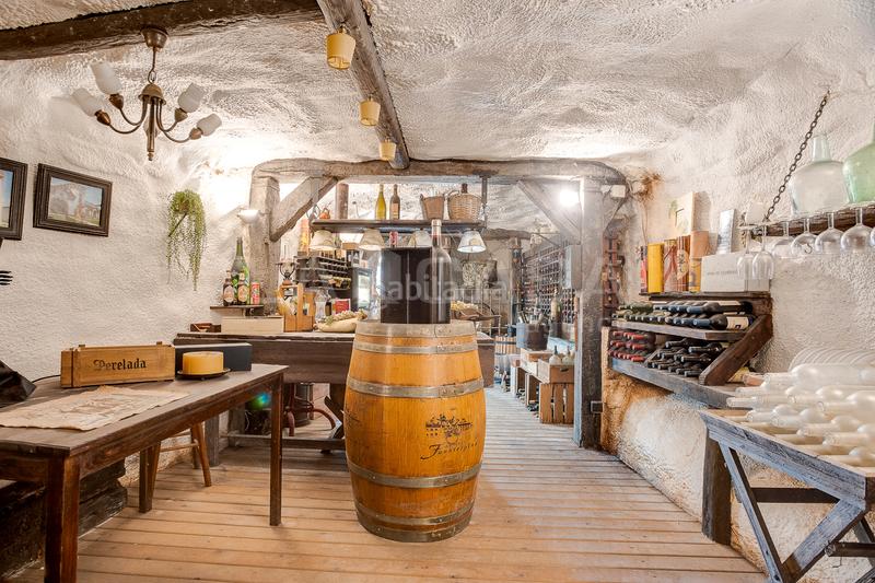 Foto c2f40ddb-8bf4-4971-8b27-b5cac74d6bcf. House with heating parking in Font Verda Granollers