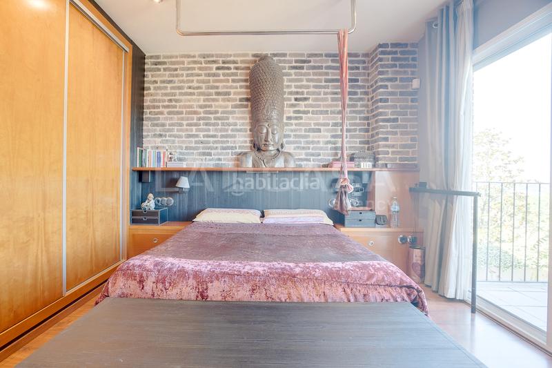 Foto c3ad2cef-c2ec-4ca9-896c-d699b370a788. House with heating parking in Font Verda Granollers