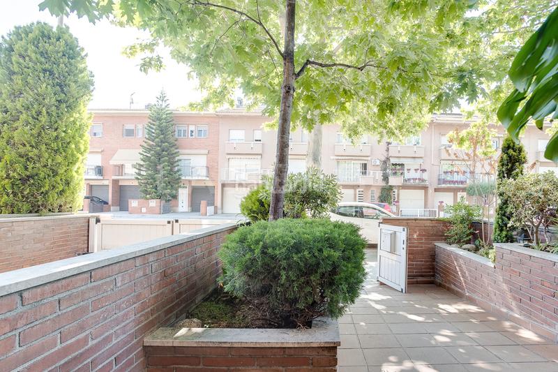 Foto c43268ba-2d8e-4652-927b-2013310e29e0. House with heating parking in Font Verda Granollers