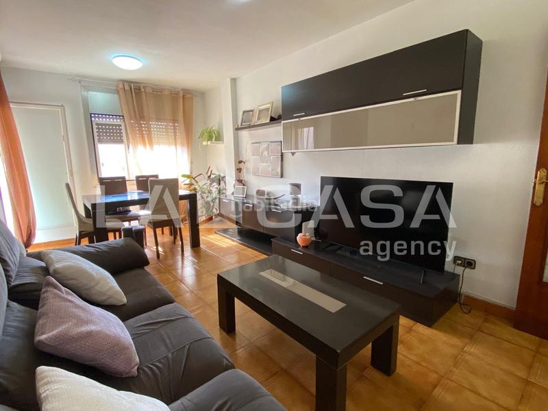 Foto 5d00314c-2d3f-4c7e-843f-e8fa0afe0f79. Appartement dans Riu Sud Santa Coloma de Gramenet