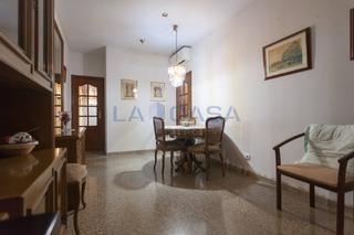 Etagenwohnung in El Camp d´en Grassot i Gràcia Nova