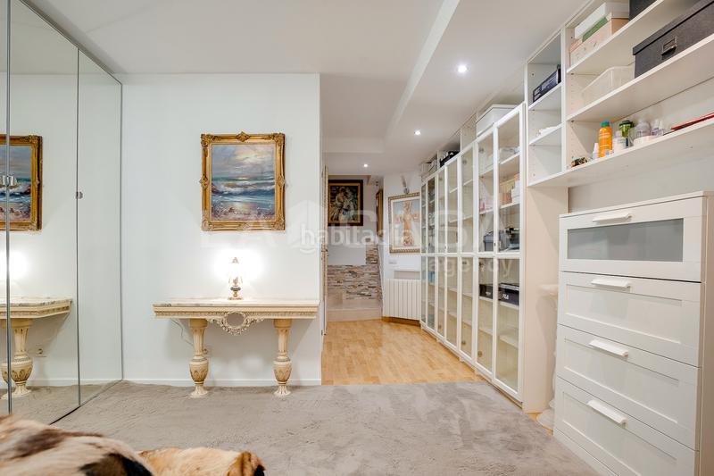 Foto f0595fd2-f65c-471a-8761-f6802c3b36b3. Ground floor with parking in La Salut Badalona