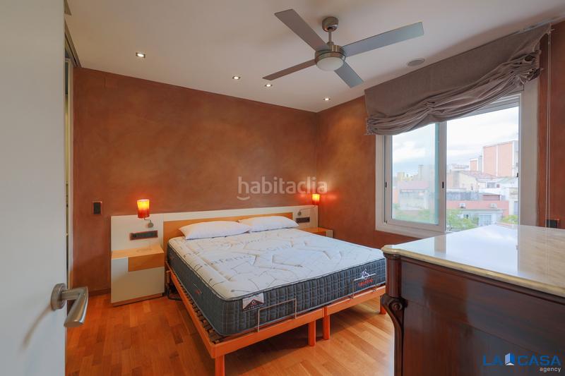 Foto 47d9b69a-b0e4-4cd6-b33d-54667484efd5. Flat with parking in La Bordeta Barcelona