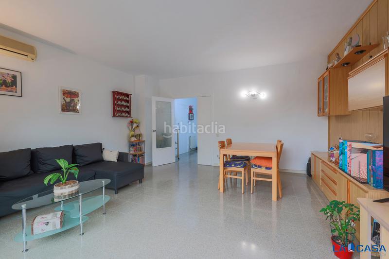 Foto be10e2ba-8c41-4802-b23b-891b36516408. Piso en Barceloneta Barcelona