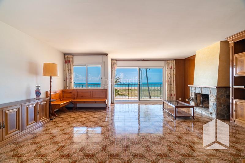 Foto 5edee15c-3448-4b19-9598-aa9c6289949d. Etagenwohnung mit parking pool in Baixador Castelldefels