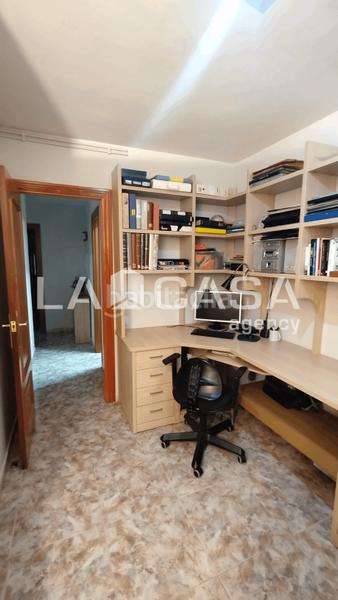 Foto 9ad1ed40-96f3-4895-ac52-d0b2c02b7392. Appartement avec chauffage dans Llefià Badalona