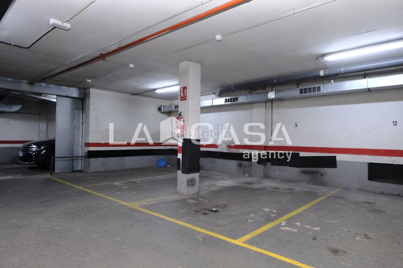 Foto f1015d95-b77e-419f-8e2a-2a06e3d82f98. Pis amb calefacció a Dreta de l´Eixample Barcelona