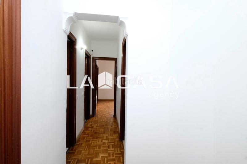 Foto a0660d3d-3ad6-4be1-ae86-d6e19f52af4c. Pis a Turó de la Peira Barcelona