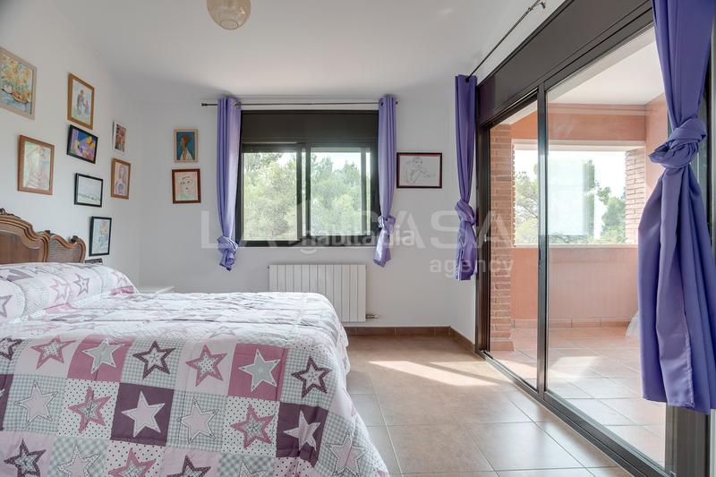 Foto 0a29211a-425c-472c-bf2c-fc205d88866e. House with heating parking pool in Corbera de Llobregat