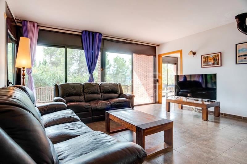 Foto 9d3d02d3-e9f0-47a6-bef9-ef72f29f69fa. House with heating parking pool in Corbera de Llobregat
