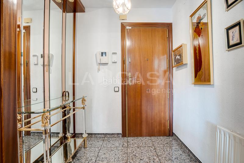 Foto b32bd243-8f89-4ebd-8f5a-09b099a20d56. Flat in Bellvitge Hospitalet de Llobregat (L´)