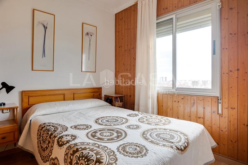 Foto 0565a8a1-5571-4759-b4c4-89da9e2cca5e. Piso en Sanfeliu Hospitalet de Llobregat (L´)